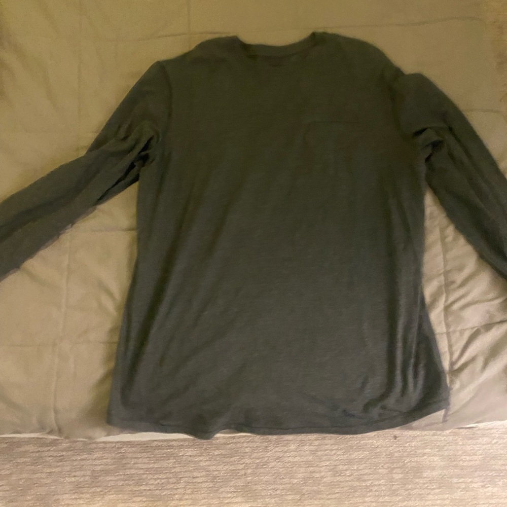 Lululemon Men's Dark Grey Long Sleeve Shirt
